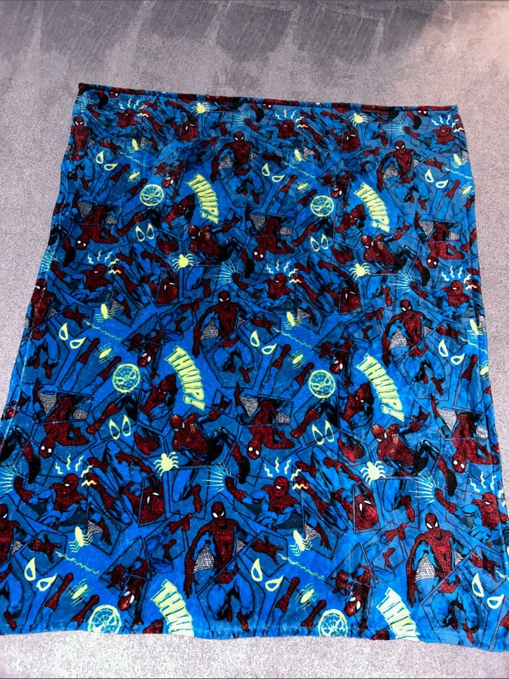Spider-Man Blanket & Shirt